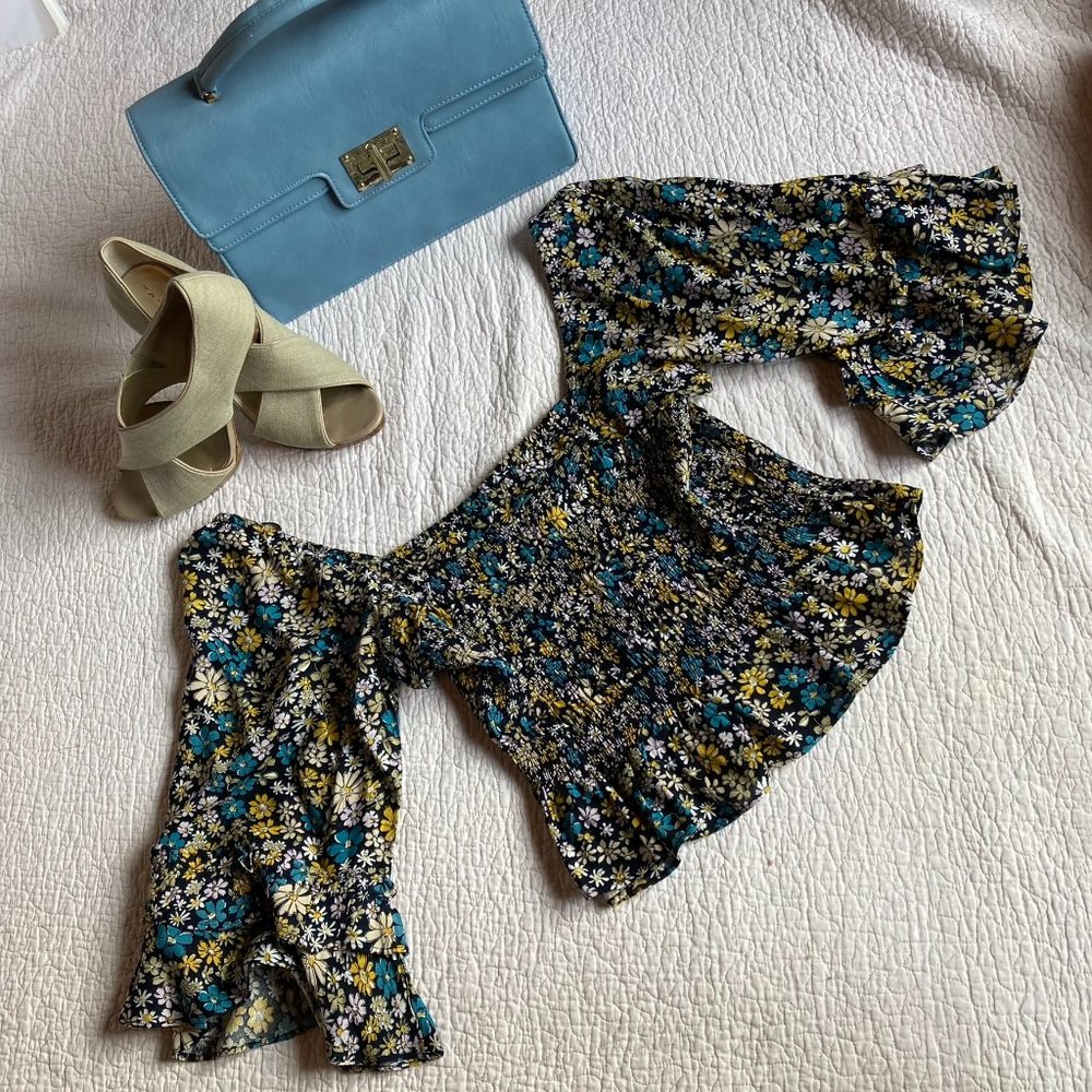 Patrons of Peace Ruffle Sleeve Multicolor Shirred Floral Print Top sz S  NWT